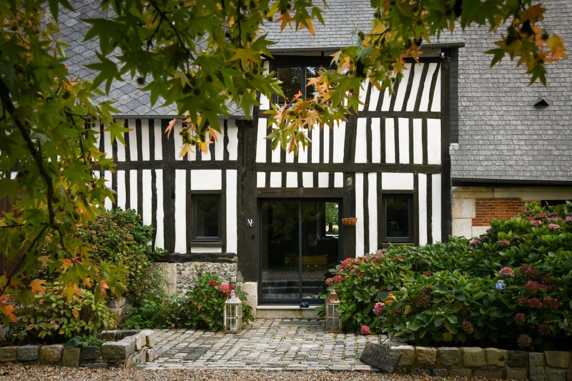 Le Manoir De La Campagne 호텔 Yebleron 외부 사진